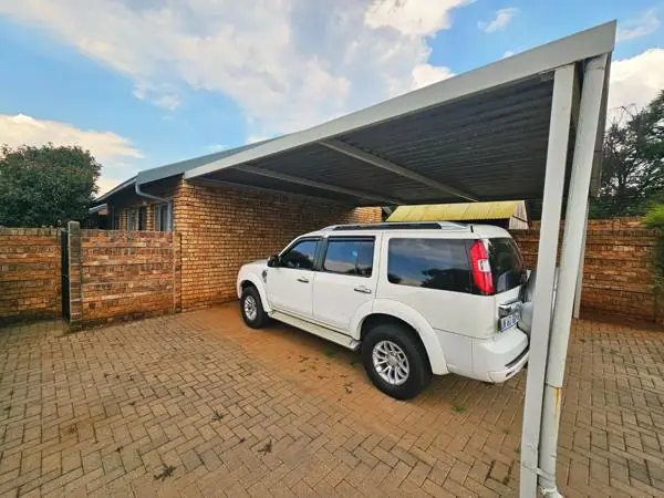 3 Bedroom Townhouse in Wierda Park