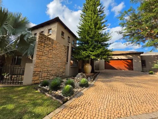 3 Bedroom House in Eldo Glen