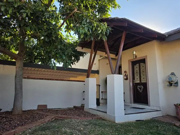 4 Bedroom House in Eldo Ridge Estate